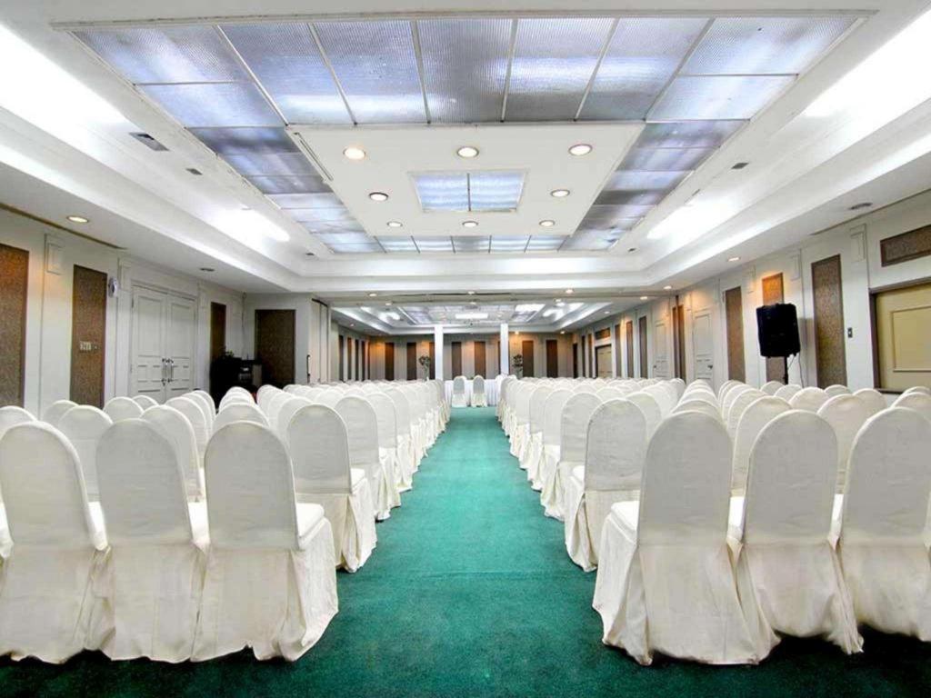 ג'קרטה Kartika Chandra Hotel מראה חיצוני תמונה
