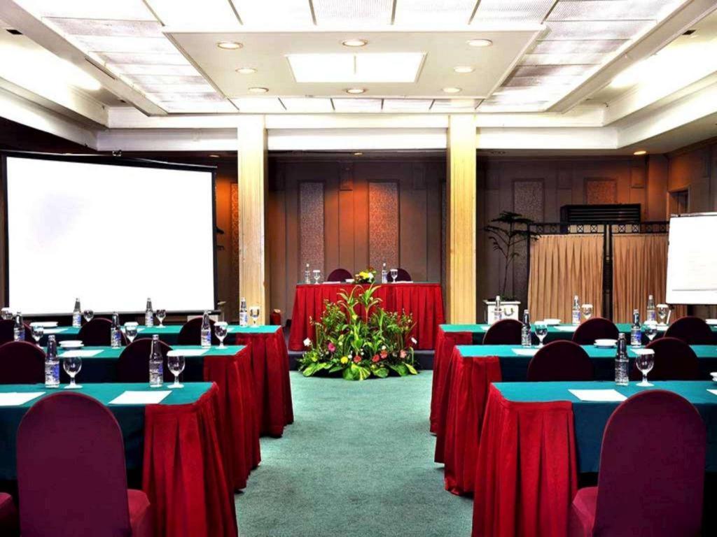 ג'קרטה Kartika Chandra Hotel מראה חיצוני תמונה