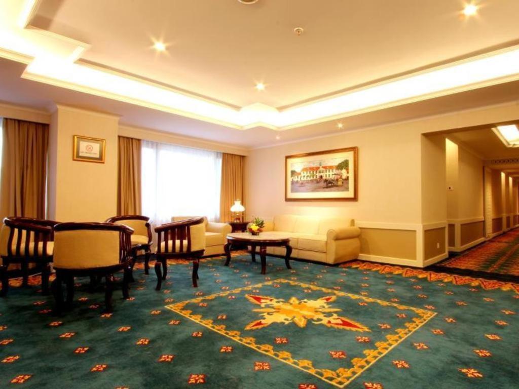 ג'קרטה Kartika Chandra Hotel מראה חיצוני תמונה
