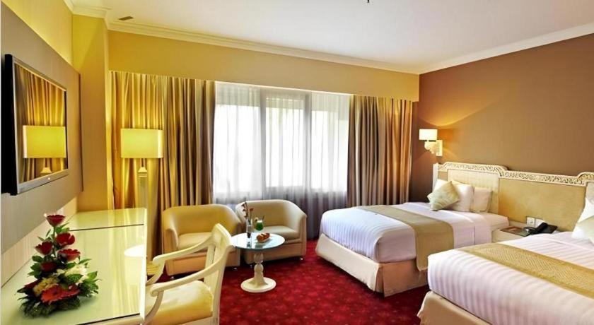 ג'קרטה Kartika Chandra Hotel מראה חיצוני תמונה