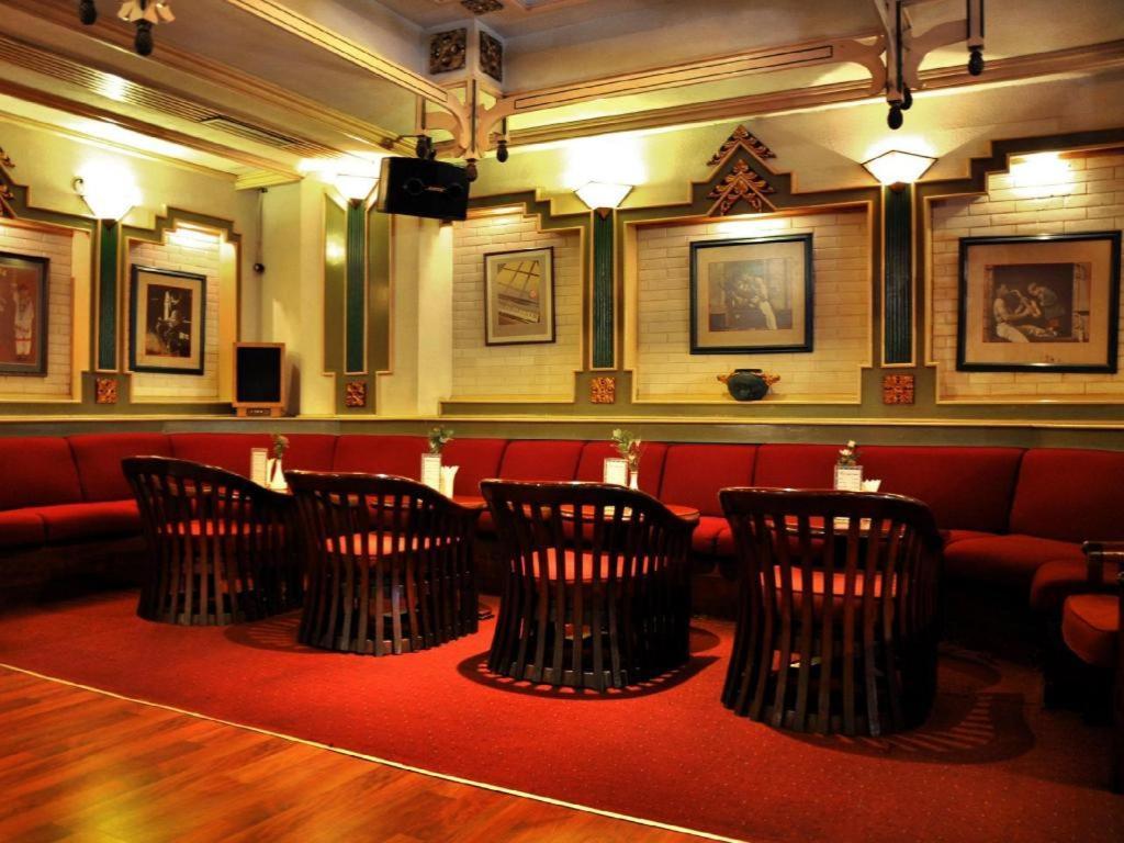 ג'קרטה Kartika Chandra Hotel מראה חיצוני תמונה