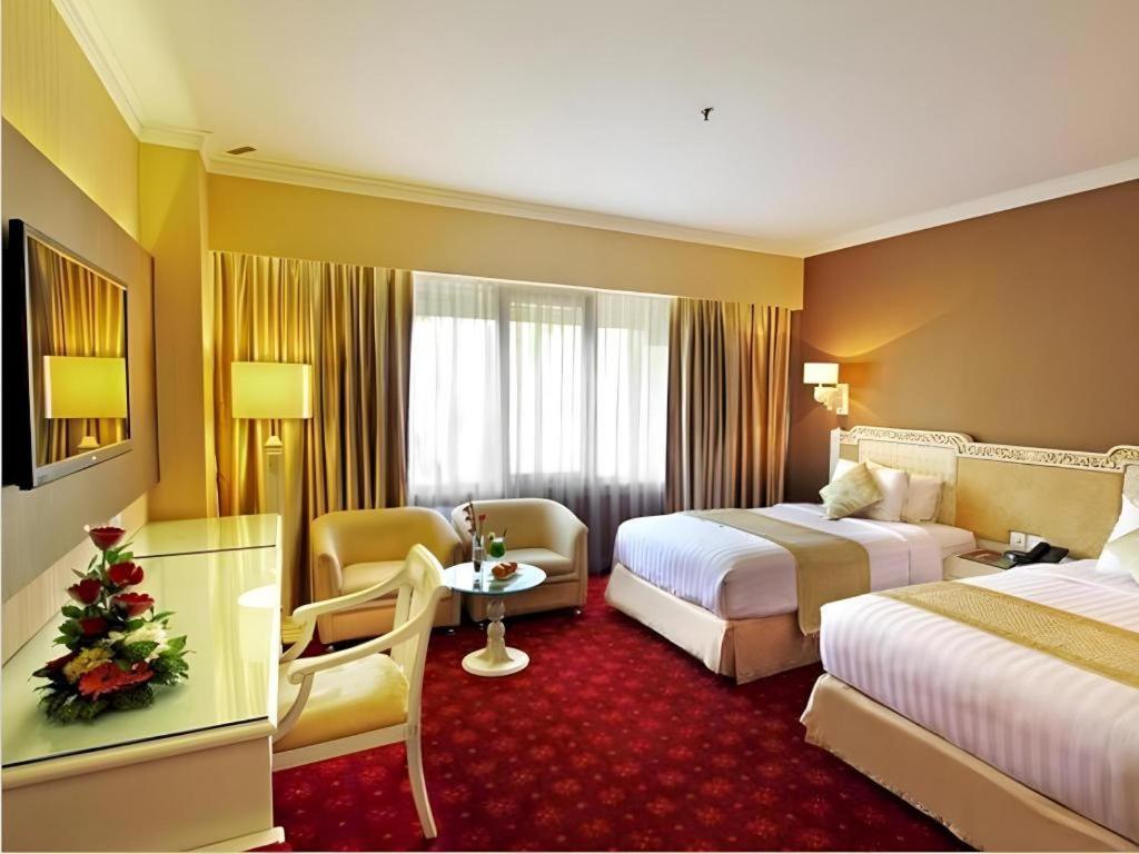 ג'קרטה Kartika Chandra Hotel מראה חיצוני תמונה