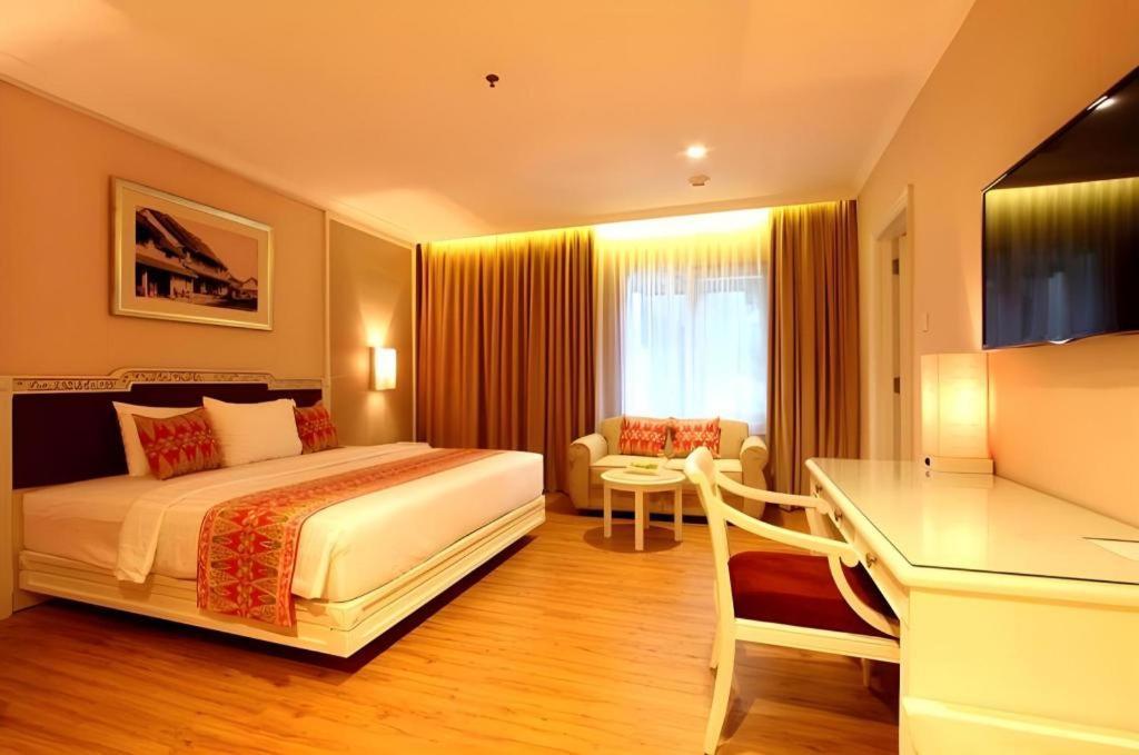 ג'קרטה Kartika Chandra Hotel מראה חיצוני תמונה