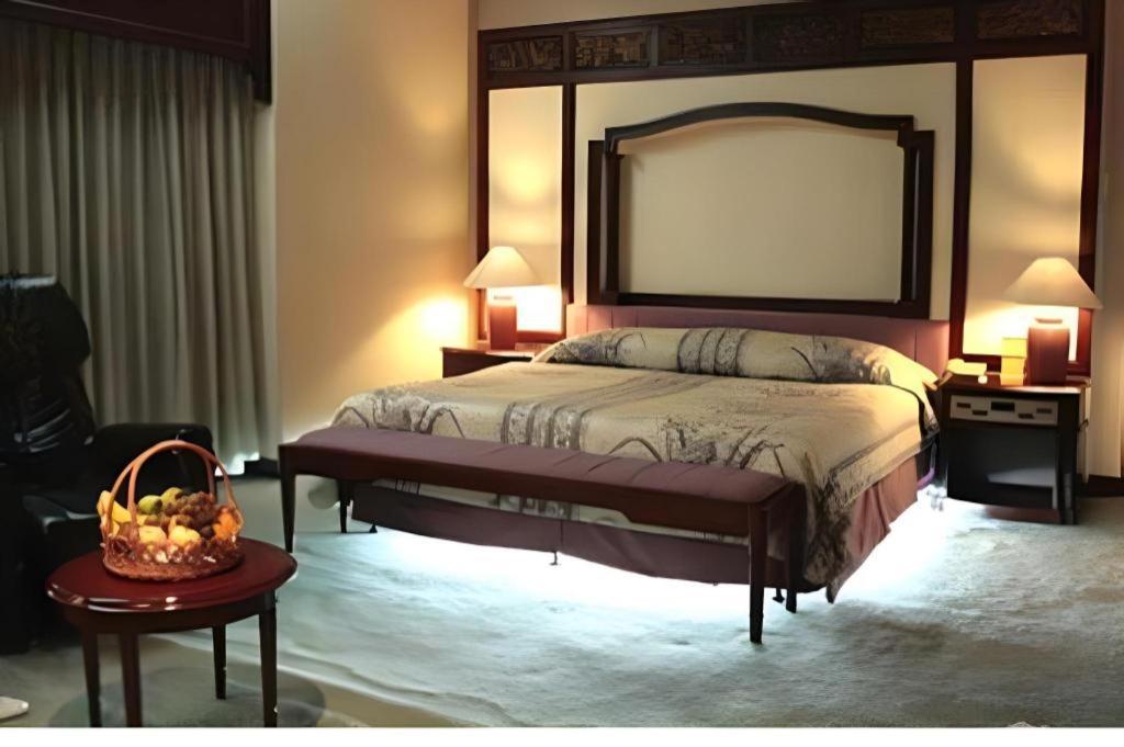 ג'קרטה Kartika Chandra Hotel מראה חיצוני תמונה